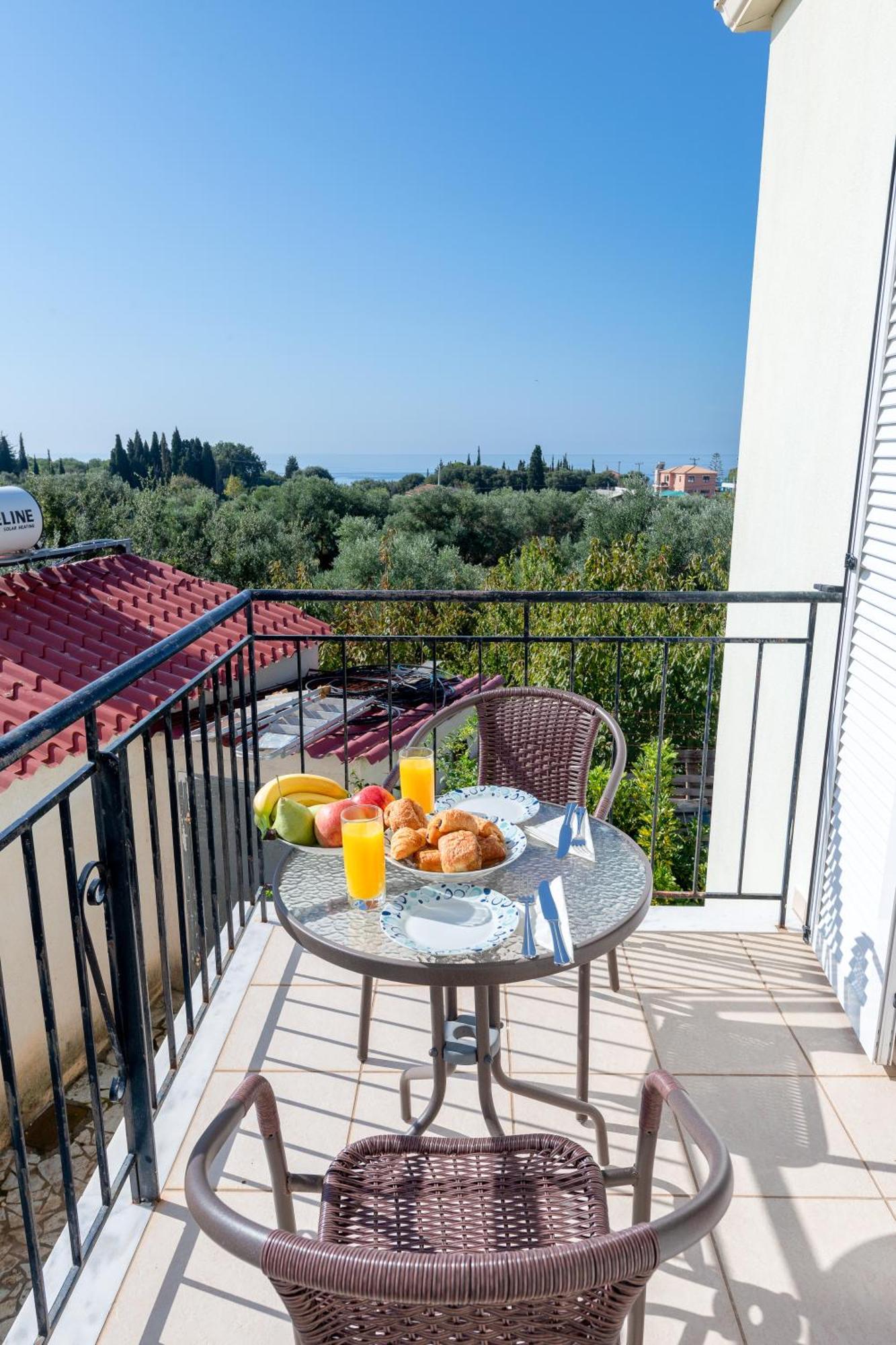 Vista Verde Studios & Apartments Svoronata Ngoại thất bức ảnh