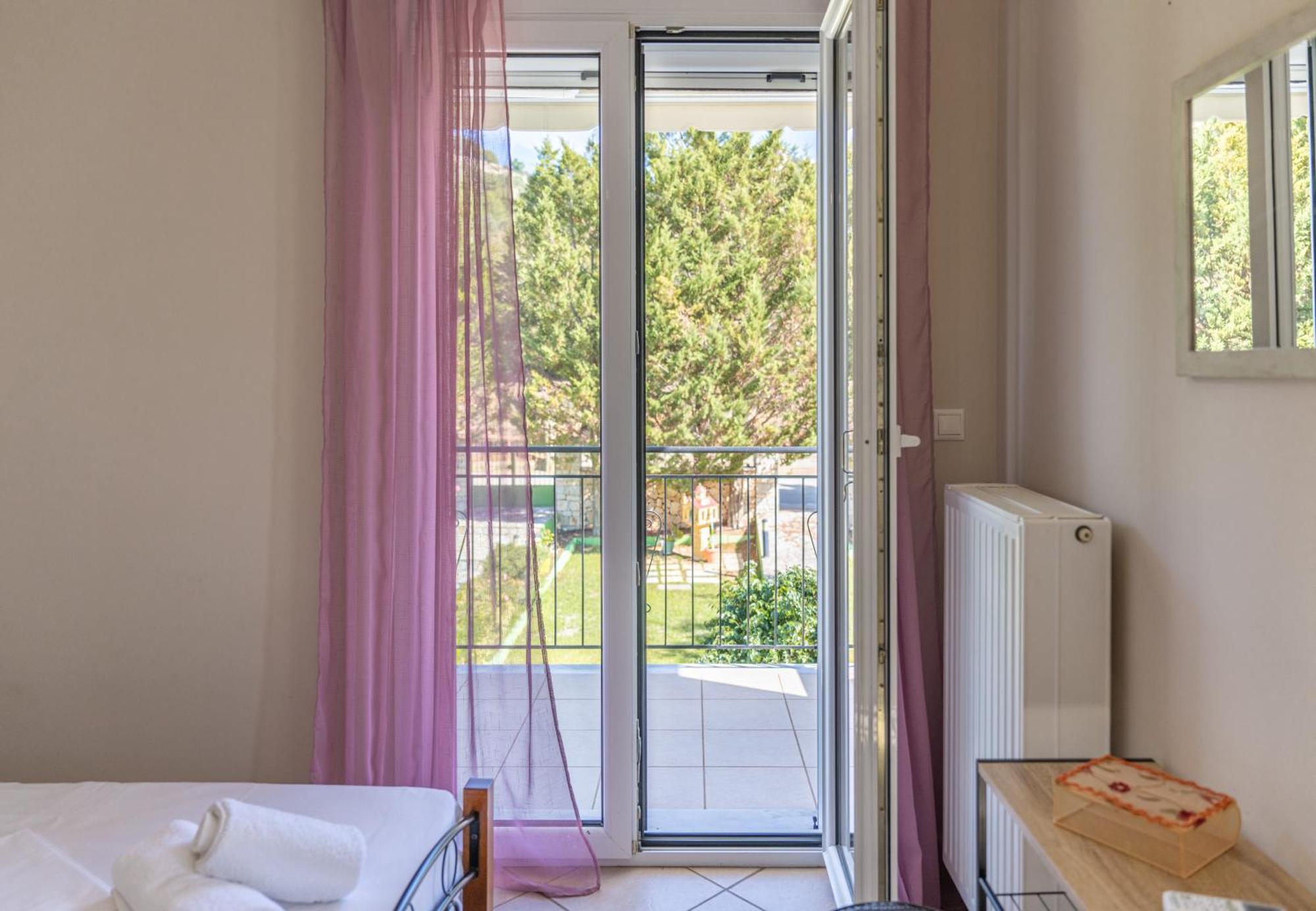 Vista Verde Studios & Apartments Svoronata Ngoại thất bức ảnh