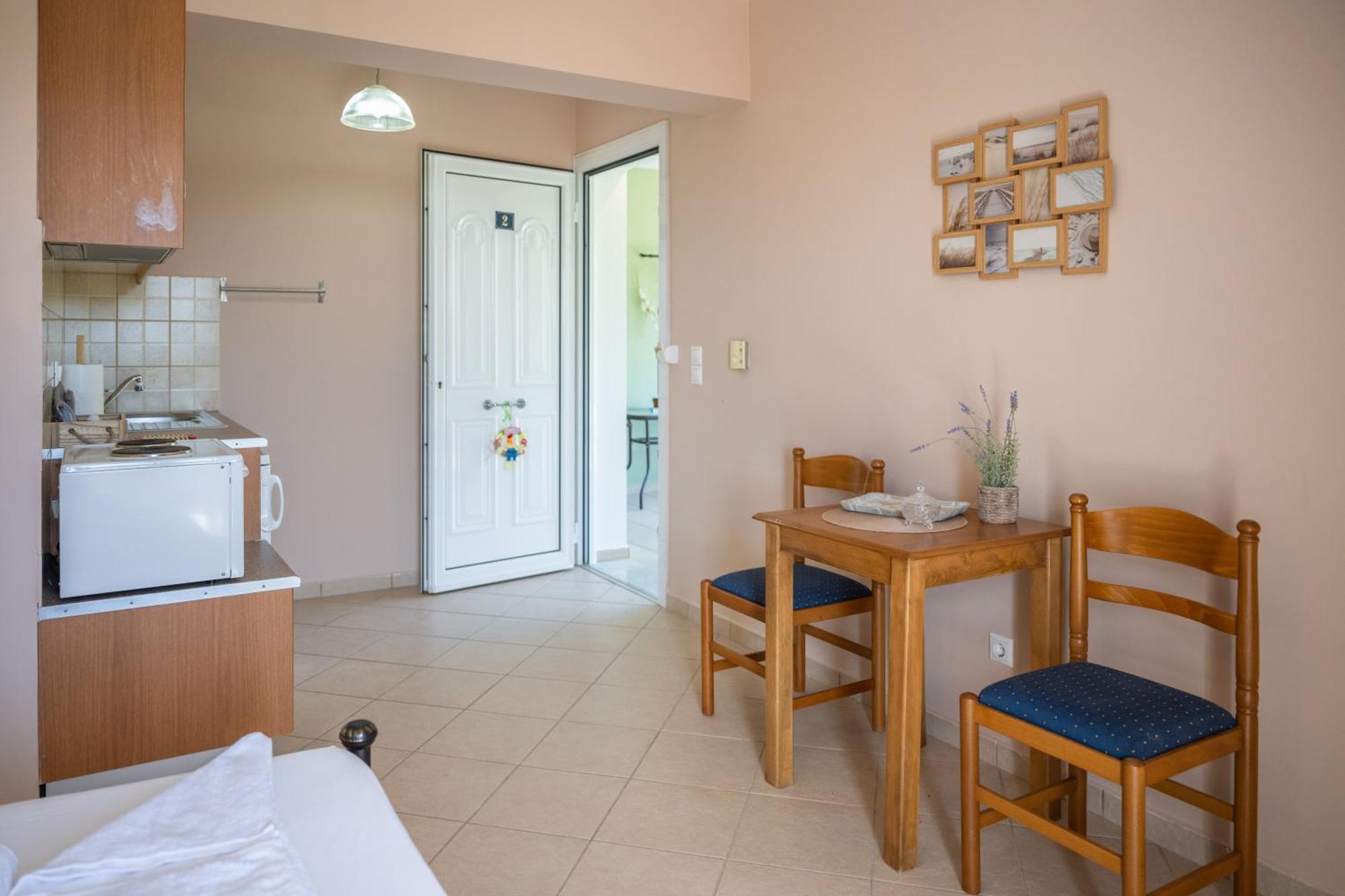 Vista Verde Studios & Apartments Svoronata Ngoại thất bức ảnh